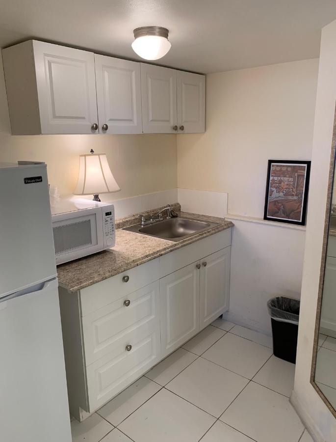 Bposhtels Hollywood Florida Hostel Hallandale Beach Exterior photo